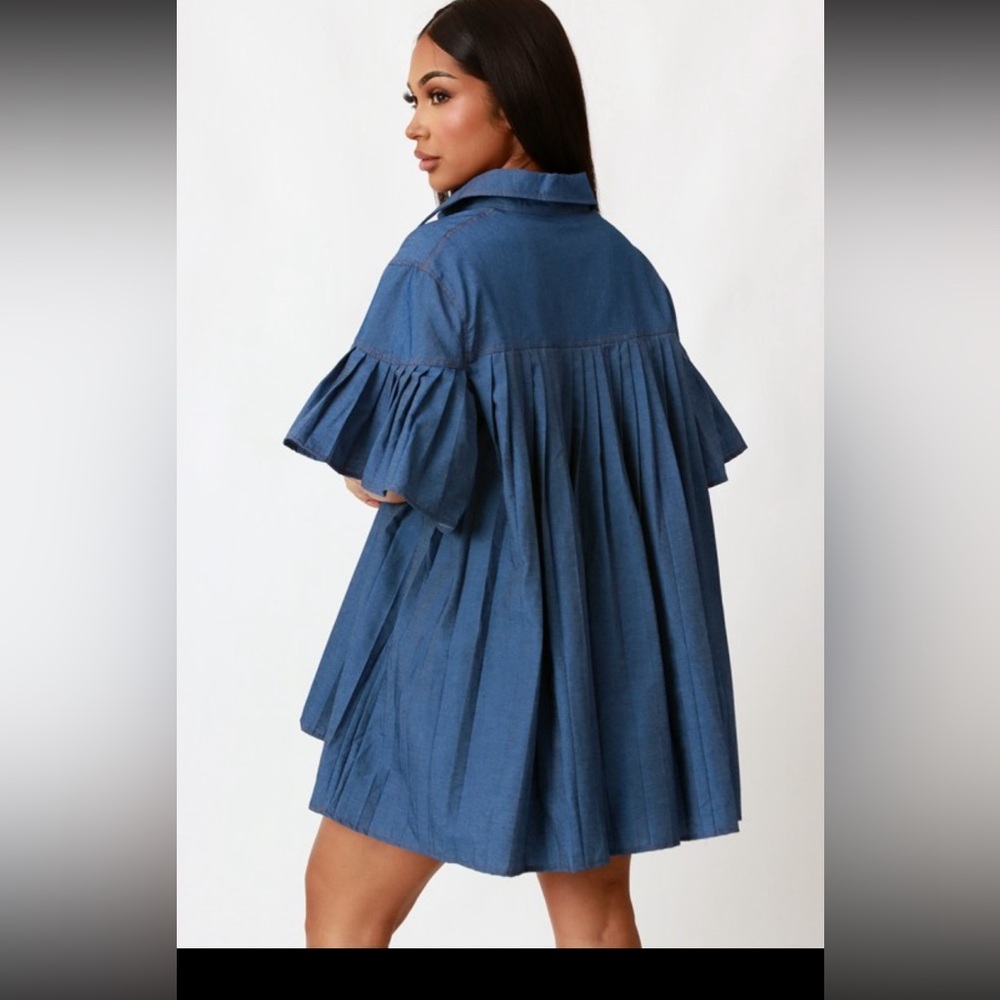 ❤️ 5 for $25❤️ NWOT Blue Ruffle Sleeve Dress - Picture 4 of 6